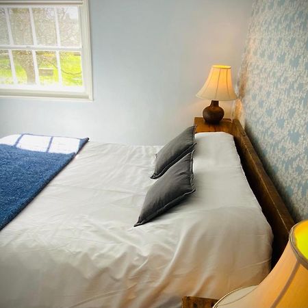 Pass The Keys Superbly Located Handsome Georgian Townhouse Shrewsbury Buitenkant foto