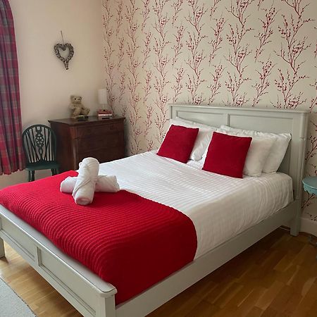 Pass The Keys Superbly Located Handsome Georgian Townhouse Shrewsbury Buitenkant foto