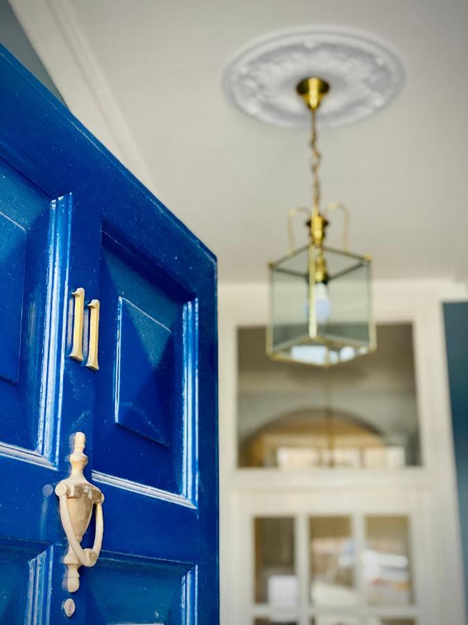 Pass The Keys Superbly Located Handsome Georgian Townhouse Shrewsbury Buitenkant foto
